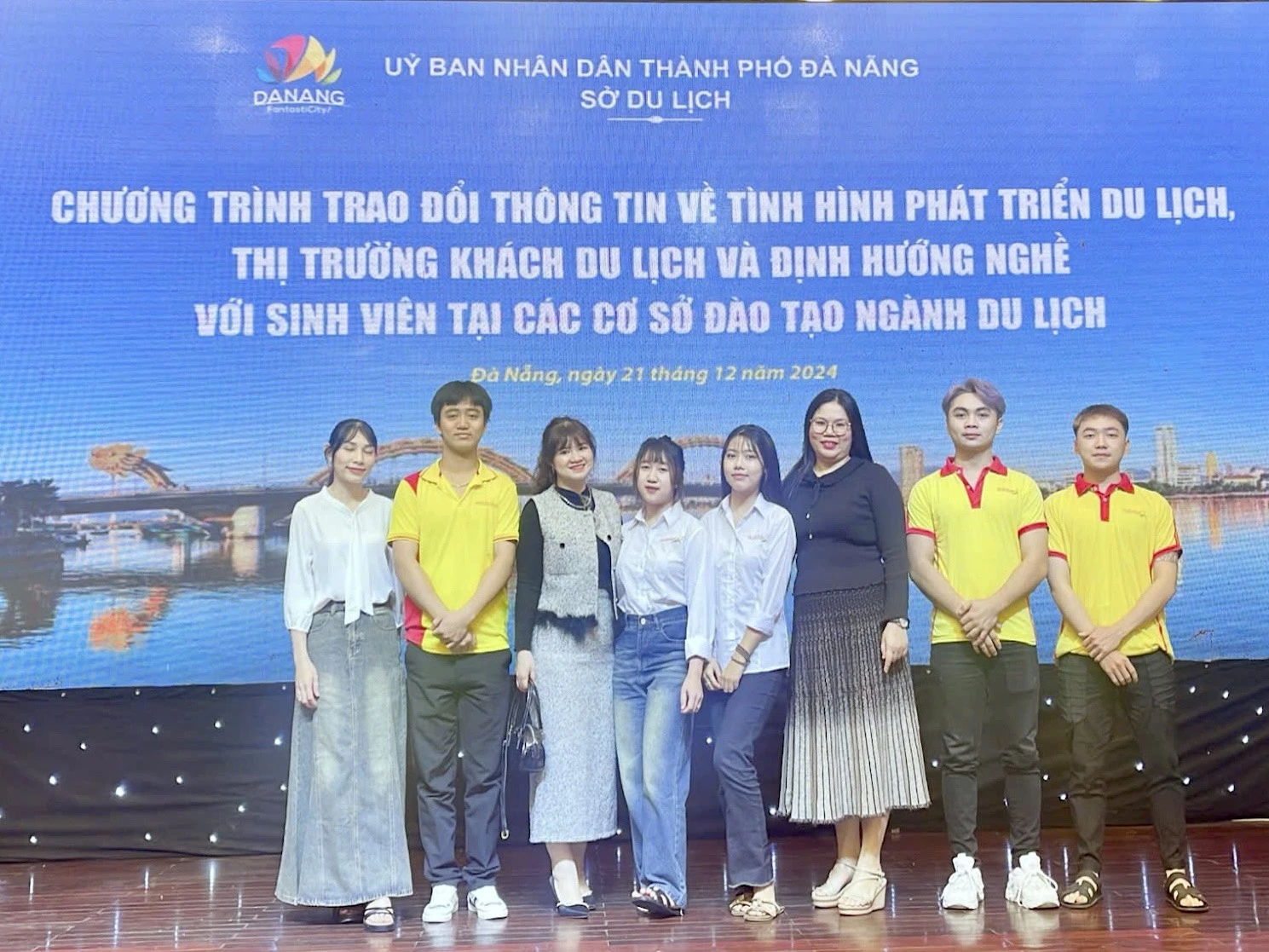 Định Hướng Nghề Du Lịch Cho Sinh Viên