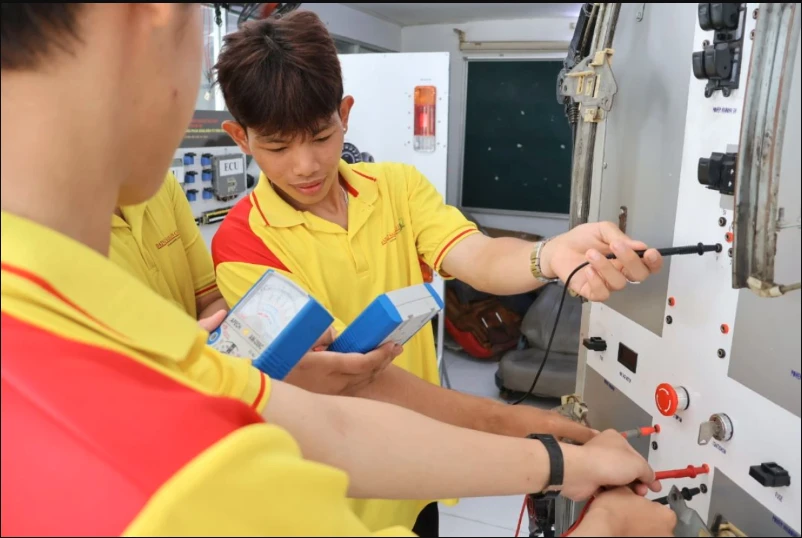 Học Công Nghệ Ô Tô Tại Trường Cao Đẳng Đại Việt Đà Nẵng – Việc Làm Thu Nhập Cao