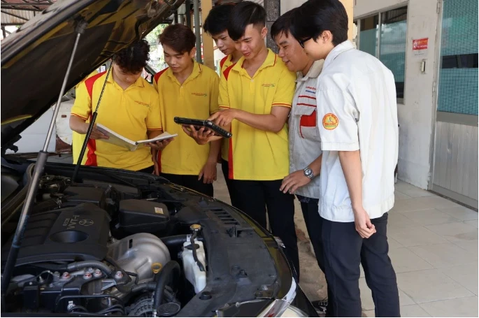 Học Công Nghệ Ô Tô Tại Trường Cao Đẳng Đại Việt Đà Nẵng – Việc Làm Thu Nhập Cao