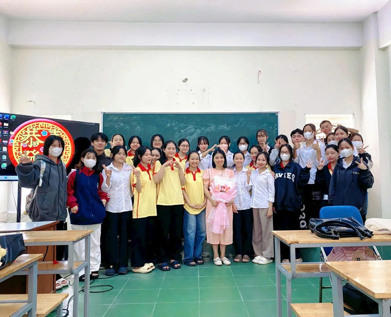 Học Tiếng Trung Cùng Sinh Viên DVE | Trường Cao Đẳng Đại Việt Đà Nẵng – Khoa Ngoại Ngữ