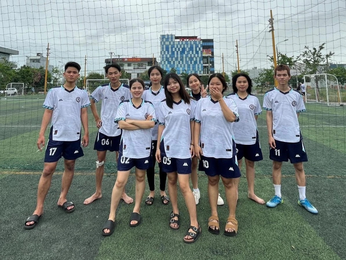 Khoa Ngoại Ngữ – Trường Cao Đẳng Đại Việt Đà Nẵng | Tham Gia Giải Bóng Đá Truyền Thống 2025