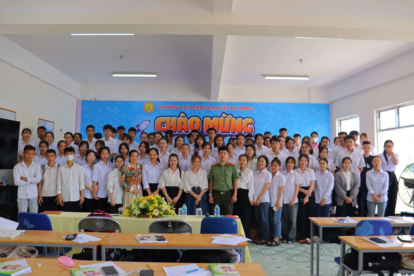 Môn Giáo Dục Quốc Phòng Và An Ninh Ngành Quản Trị Kinh Doanh