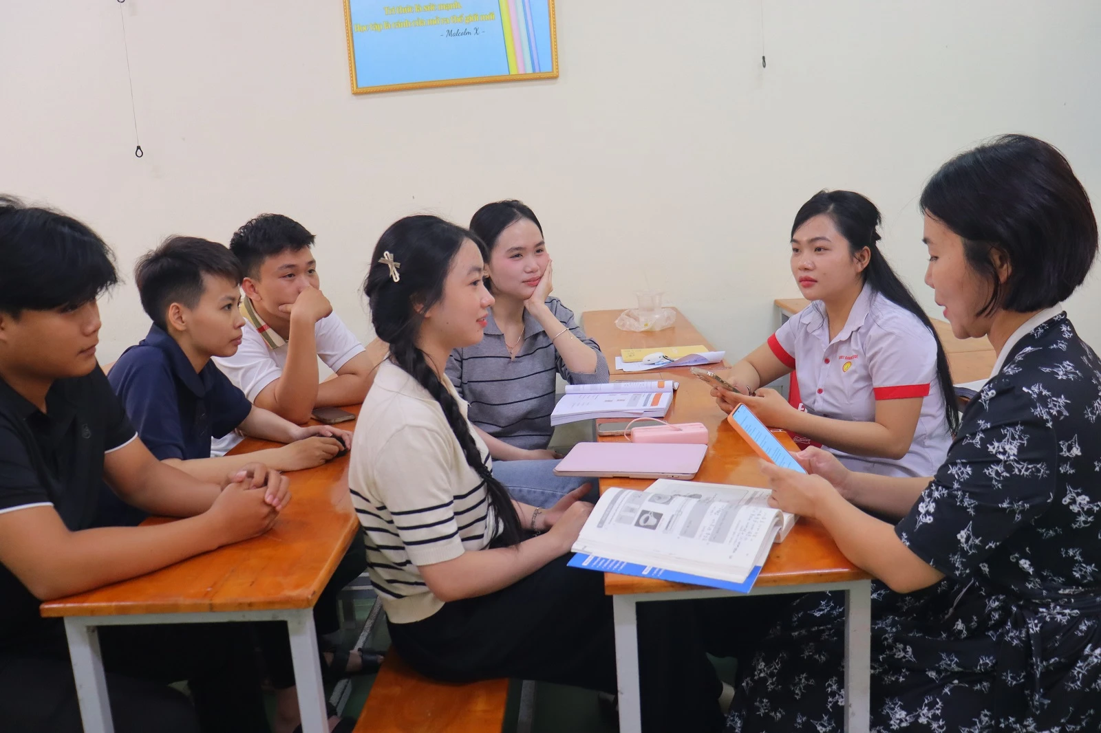 NGÀNH TIẾNG HÀN QUỐC - HỌC NGÔN NGỮ, RÈN KỸ NĂNG, MỞ RỘNG CƠ HỘI