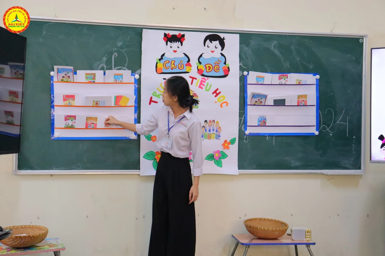 Sinh Viên K21 Ngành Giáo Dục Mầm Non Bảo Vệ Khóa Luận Tốt Nghiệp