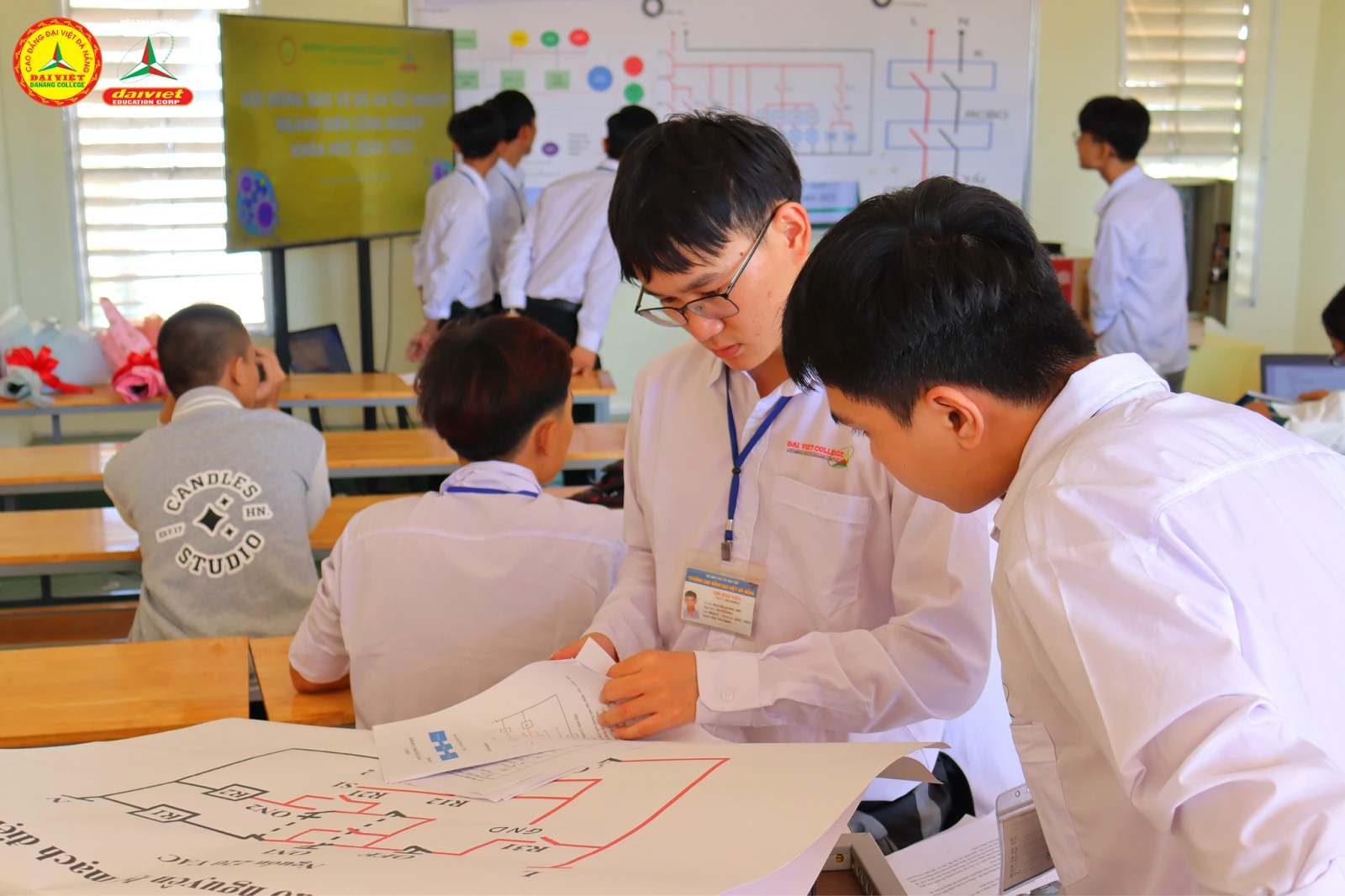 TẠI SAO BẠN NÊN CHỌN HỌC NGÀNH ĐIỆN CÔNG NGHIỆP TẠI CAO ĐẲNG ĐẠI VIỆT ĐÀ NẴNG?