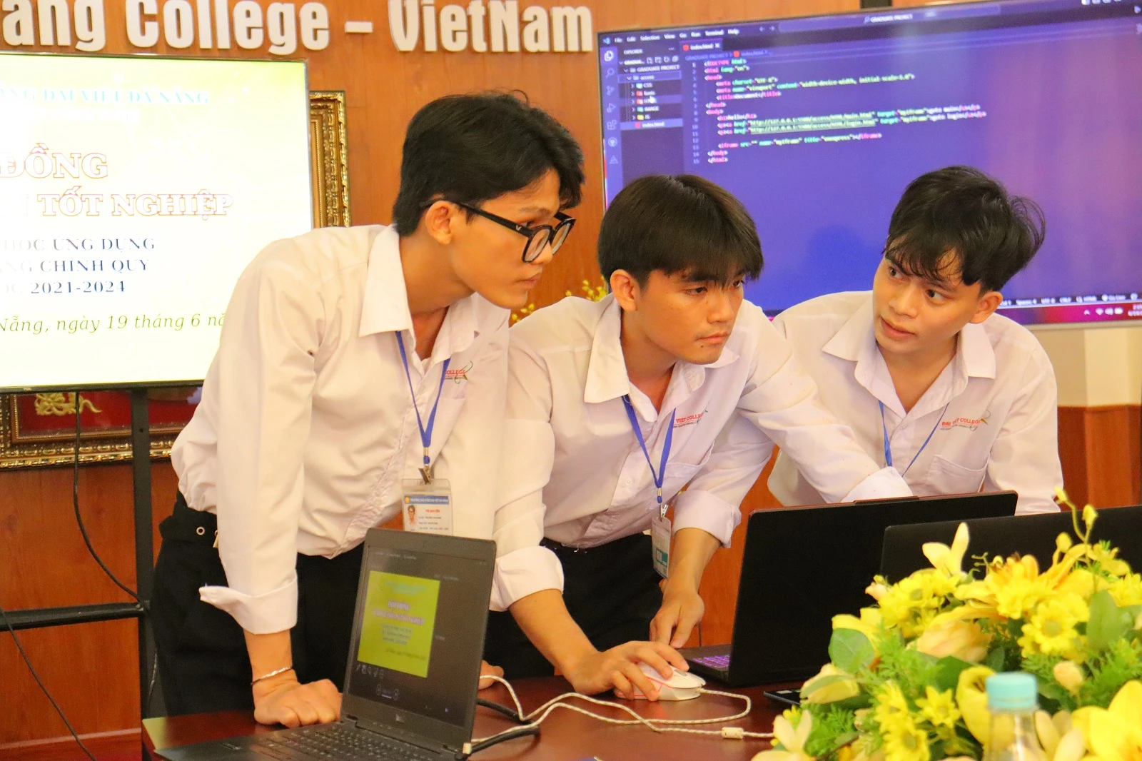 TẠI SAO BẠN NÊN CHỌN HỌC NGÀNH TIN HỌC ỨNG DỤNG TẠI CAO ĐẲNG ĐẠI VIỆT ĐÀ NẴNG?