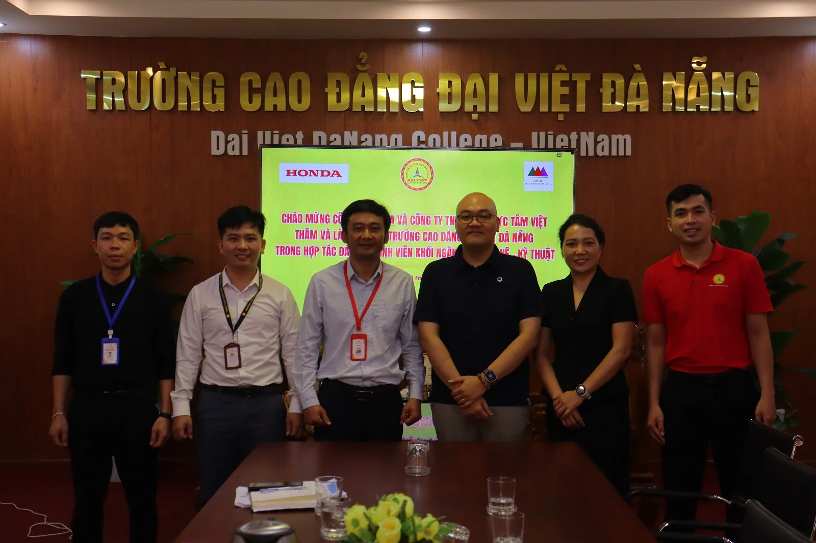 TRƯỜNG CAO ĐẲNG ĐẠI VIỆT ĐÀ NẴNG ĐÓN TIẾP HONDA VÀ CÔNG TY TNHH NHÂN LỰC TÂM VIỆT