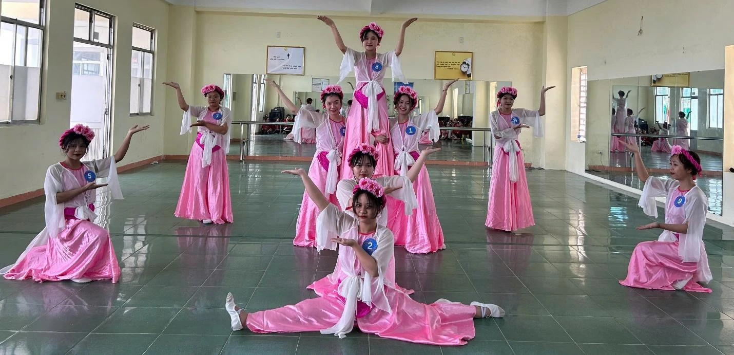 Vì sao môn Múa và Phương pháp dạy múa được sinh viên mầm non yêu thích? | Trường Cao đẳng Đại Việt Đà Nẵng – Khoa Sư phạm