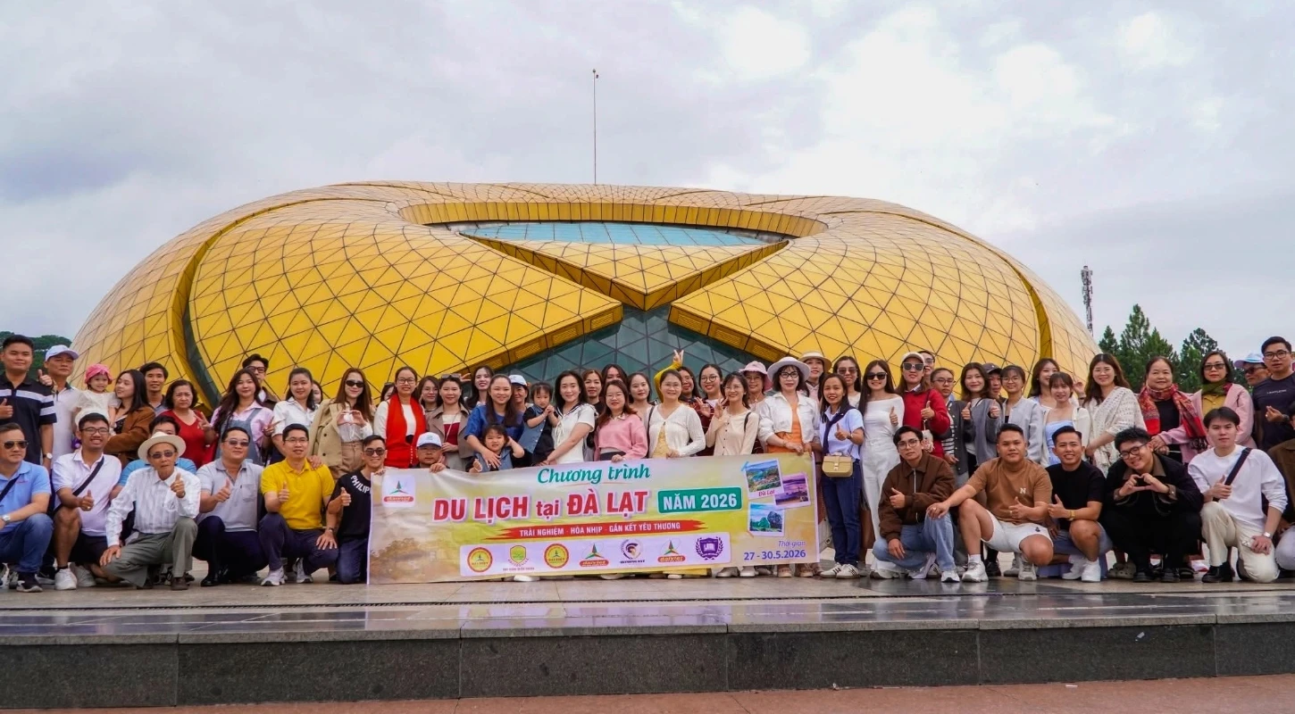 TRUNG TÂM NGOẠI NGỮ - TIN HỌC: BỆ PHÓNG HỘI NHẬP VÀ CHÌA KHÓA THÀNH CÔNG